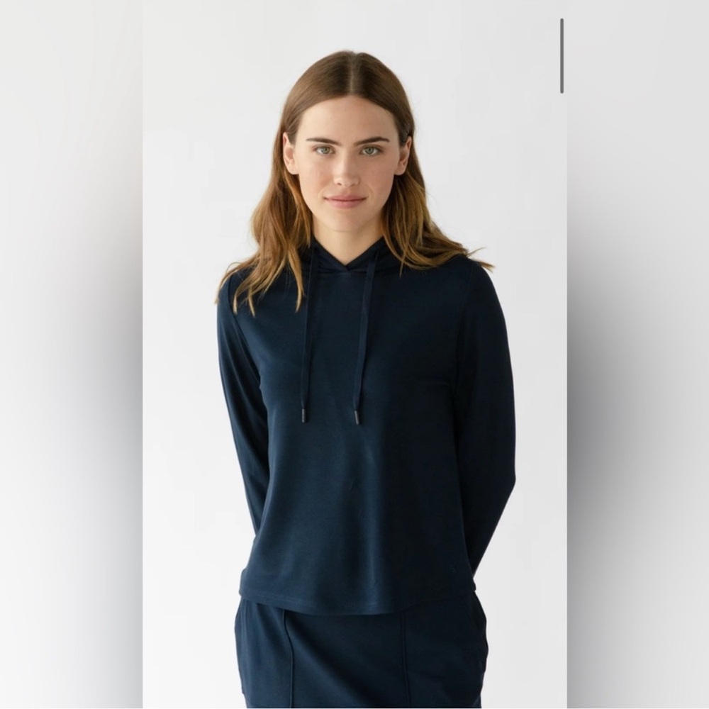 NWT Cozy Earth Women’s Bamboo Ultra Soft Hoodie Navy Blue Small